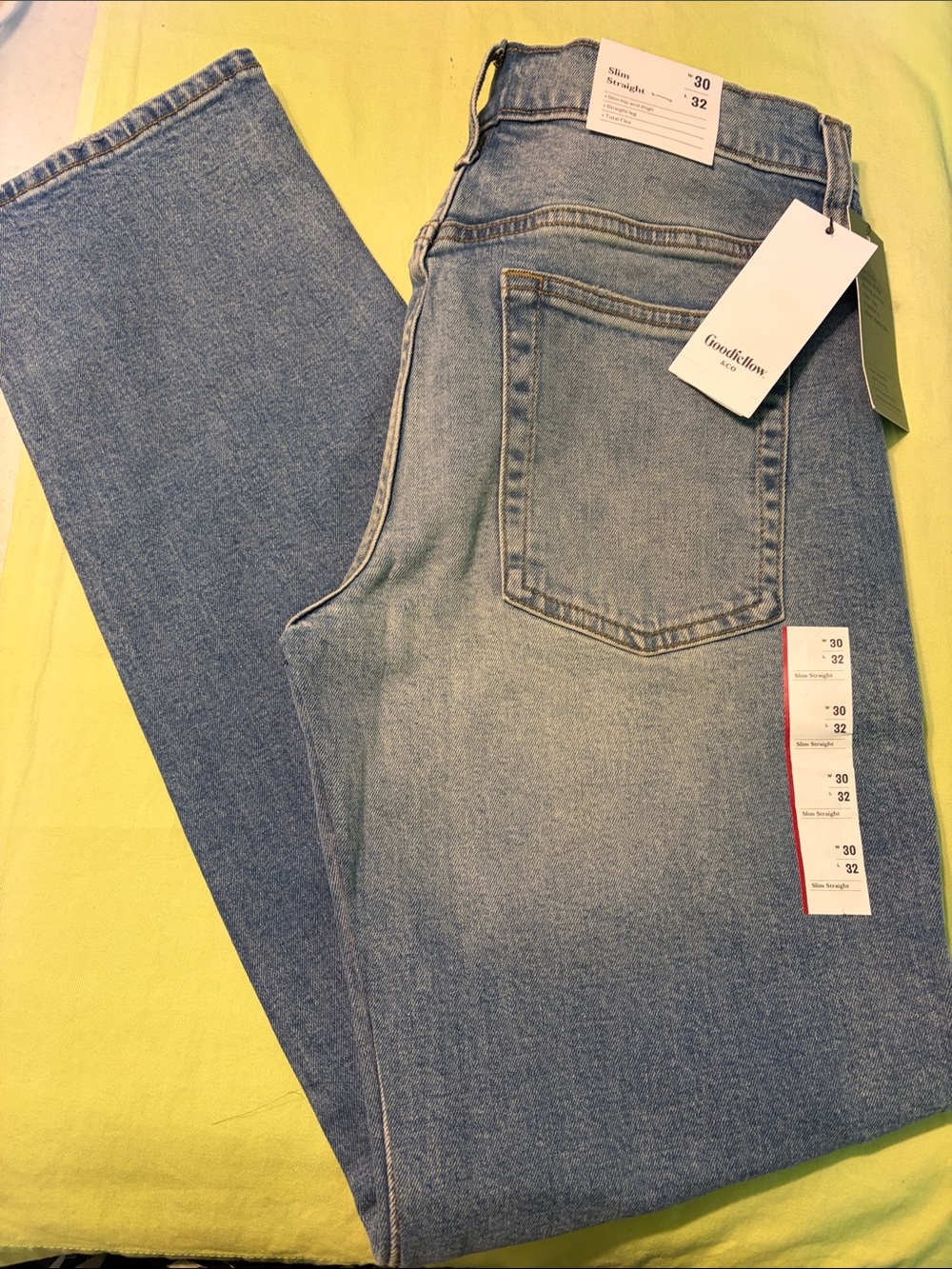 Straight Leg Men's Jeans in Light Blue Denim